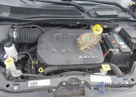 2014 Chrysler Town & Country Touring from USA, damaged, VIN 2C4RC1BG4ER453811